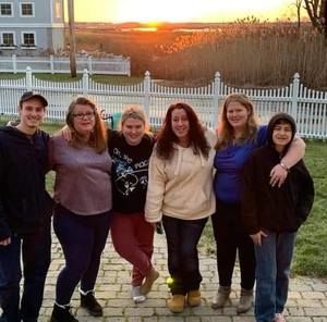 Meet your Posher, Terri